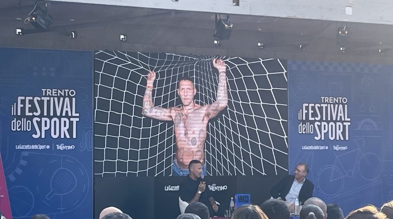 Intervista Marco Materazzi , piazza Duomo - Festival dello Sport